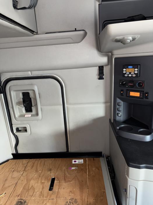 2020 Peterbilt 579-20