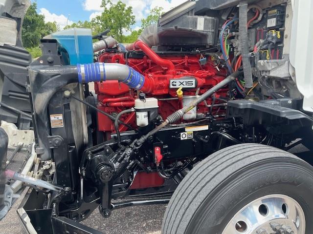 2022 Peterbilt 579-11