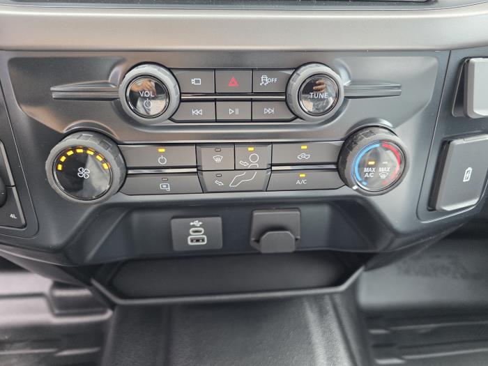 2025 Ford F-150-17