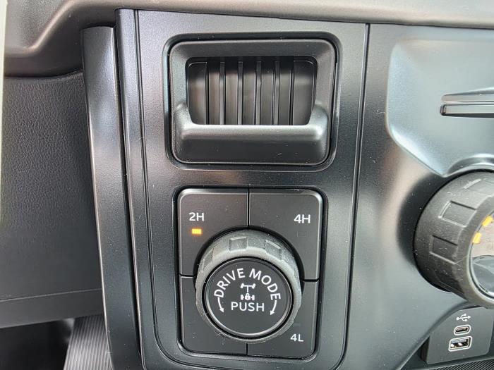 2025 Ford F-150-18