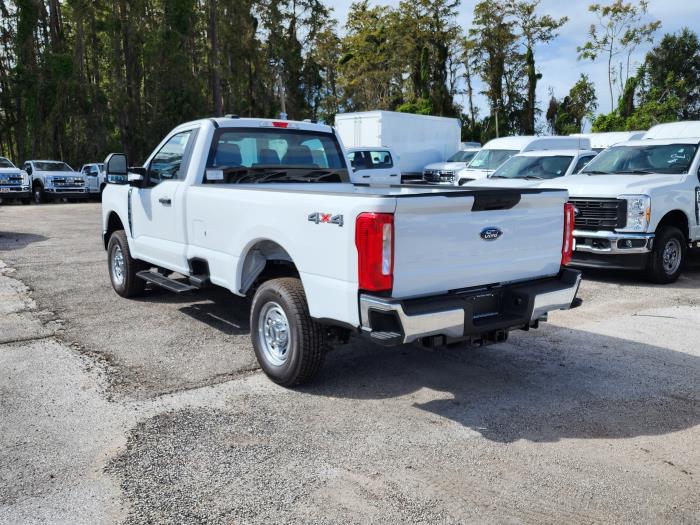 2025 Ford F-350-7