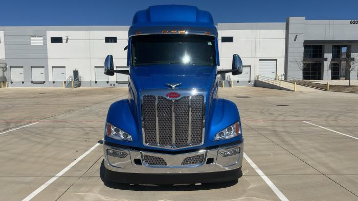 2026 Peterbilt 579-2