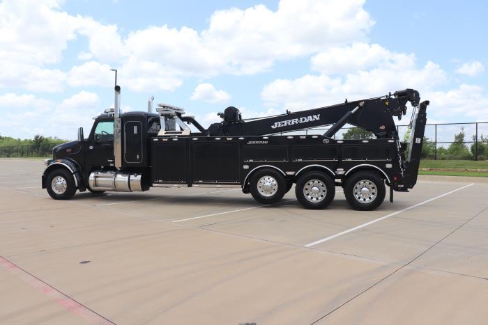 2024 Peterbilt 567-12