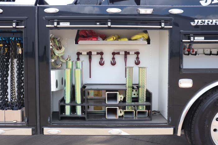 2024 Peterbilt 567-33