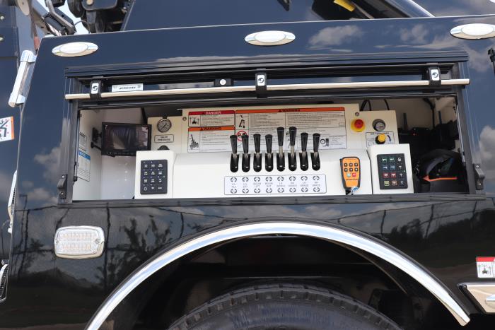 2024 Peterbilt 567-41