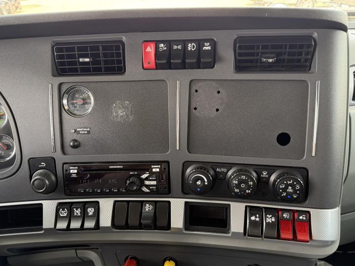2021 Kenworth T680-15