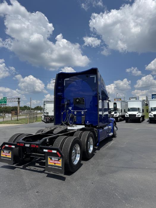 2022 Peterbilt 579-5