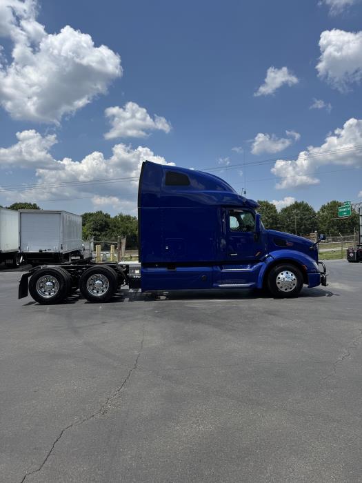 2022 Peterbilt 579-6