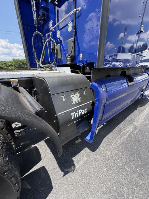 2022 Peterbilt 579-9