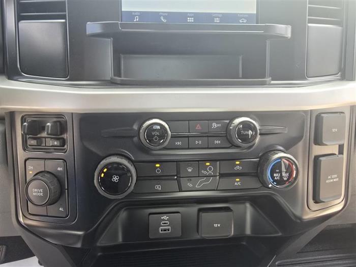 2025 Ford F-550-16