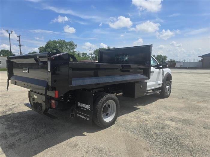 2025 Ford F-550-6
