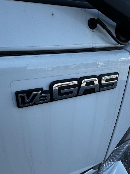 2025 Isuzu NRR-10