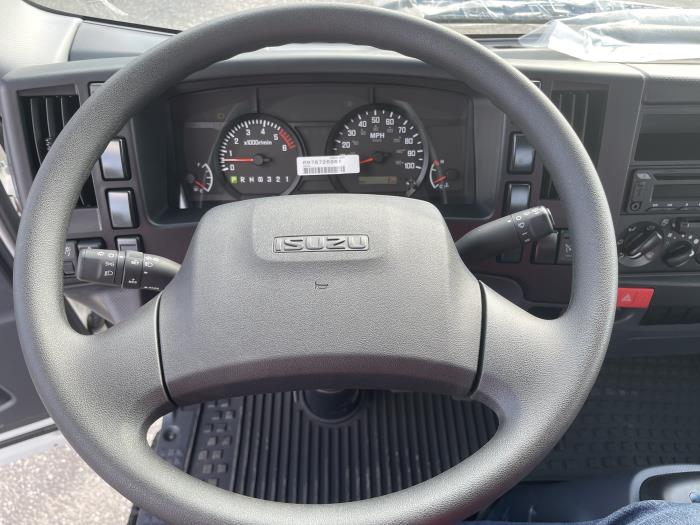 2025 Isuzu NRR-8