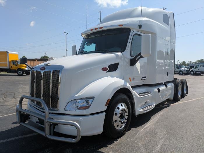 2022 Peterbilt 579-1