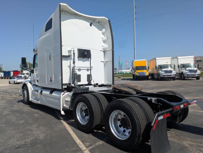 2022 Peterbilt 579-3
