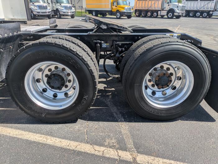 2022 Peterbilt 579-10