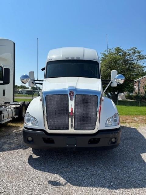 2021 Kenworth T680-2