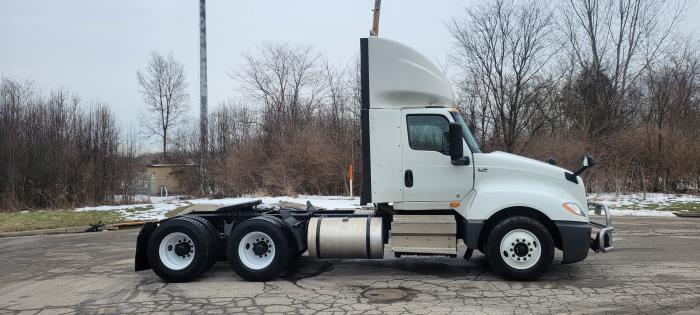 2021 International LT625-6
