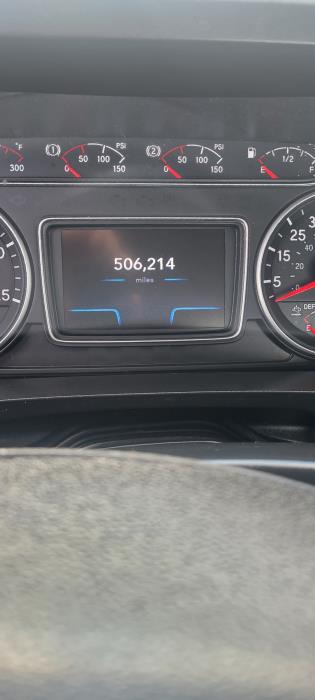 2021 International LT625-2