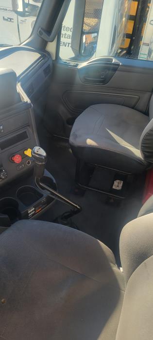2021 International LT625-3
