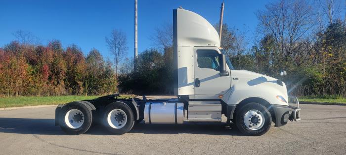 2021 International LT625-6