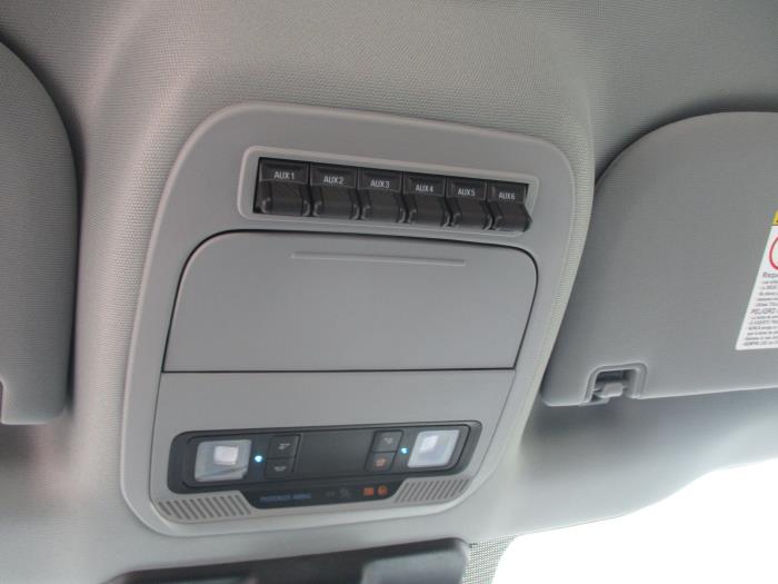 2025 Ford F-550-13