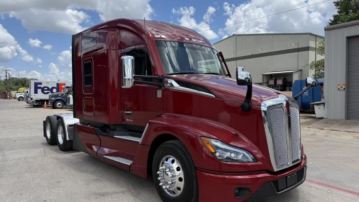2024 Kenworth T680-3