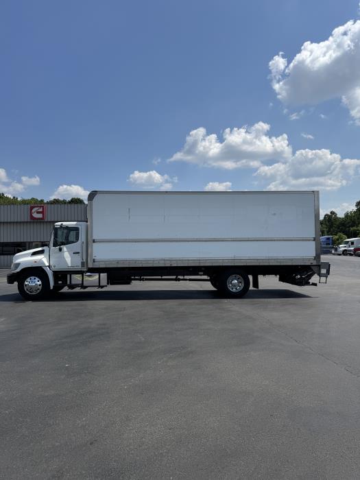 2019 Hino 268A-2