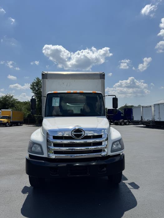 2019 Hino 268A-8