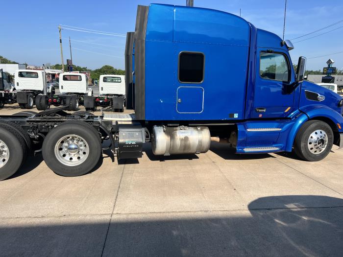 2020 Peterbilt 579-4