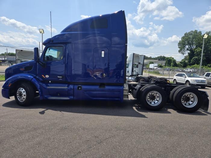 2022 Peterbilt 579-13