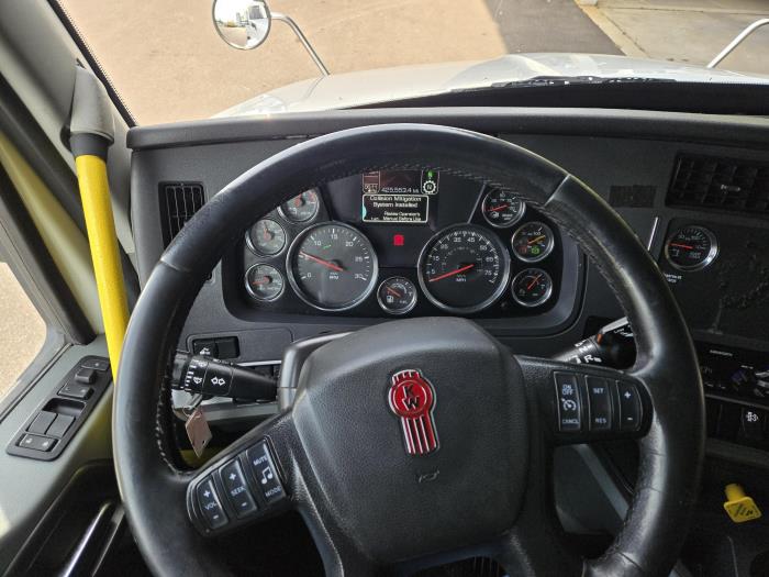 2021 Kenworth T680-15