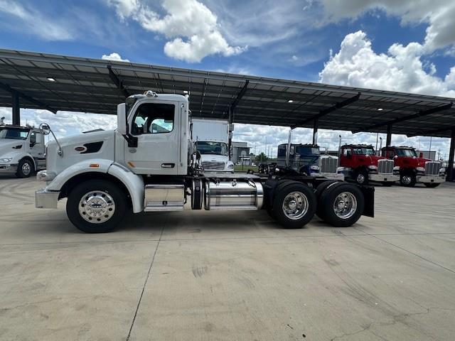 2020 Peterbilt 567-2
