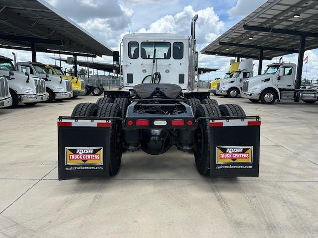 2020 Peterbilt 567-4