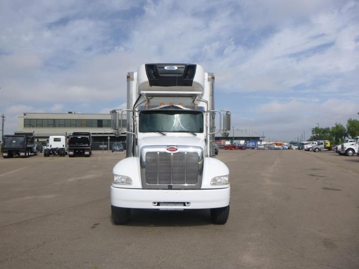 2020 Peterbilt 337-3