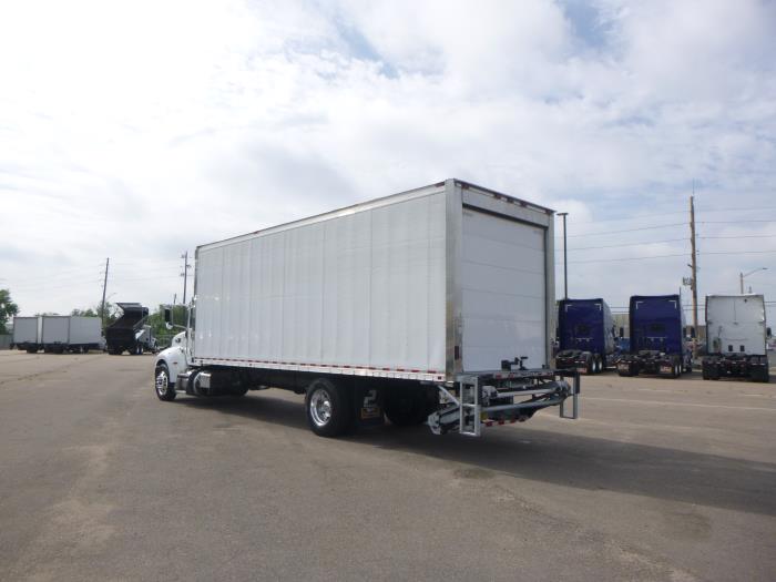 2020 Peterbilt 337-5