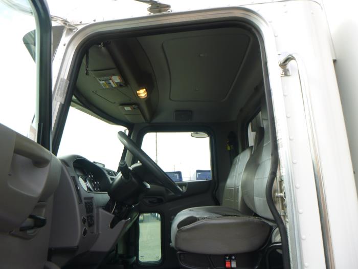 2020 Peterbilt 337-19