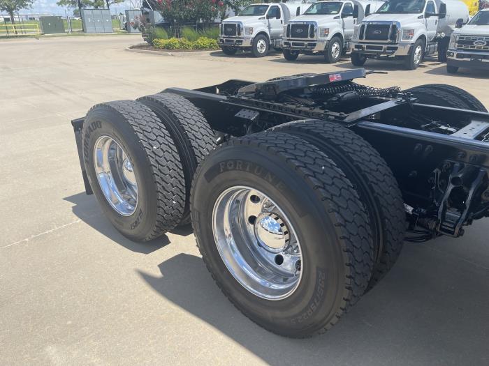 2021 Peterbilt 579-5