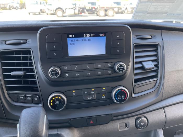 2025 Ford Transit-250-18