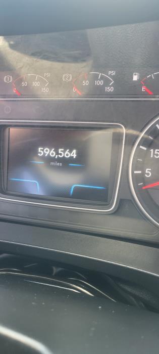 2021 International LT625-4