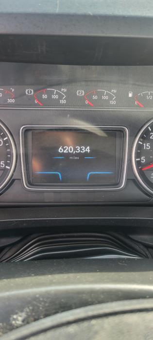 2021 International LT625-2