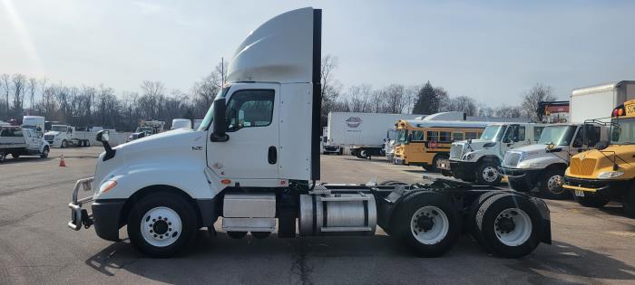 2021 International LT625-4