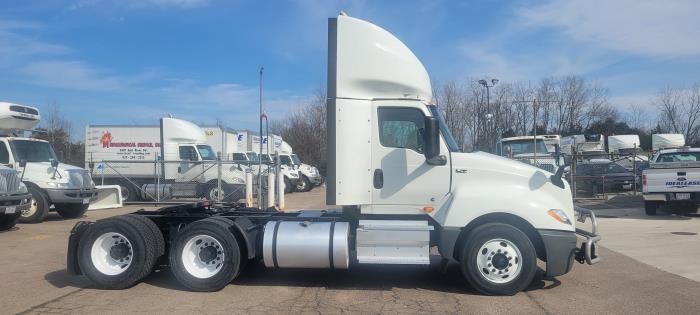 2021 International LT625-6