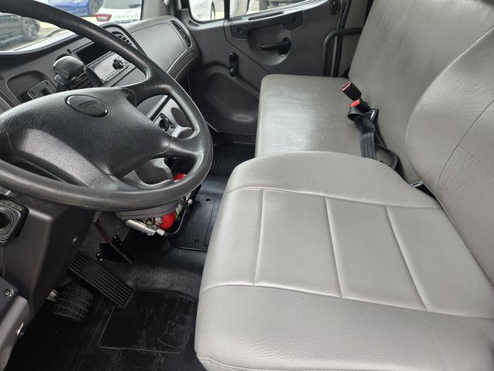 2018 Freightliner Business Class M2 106-5