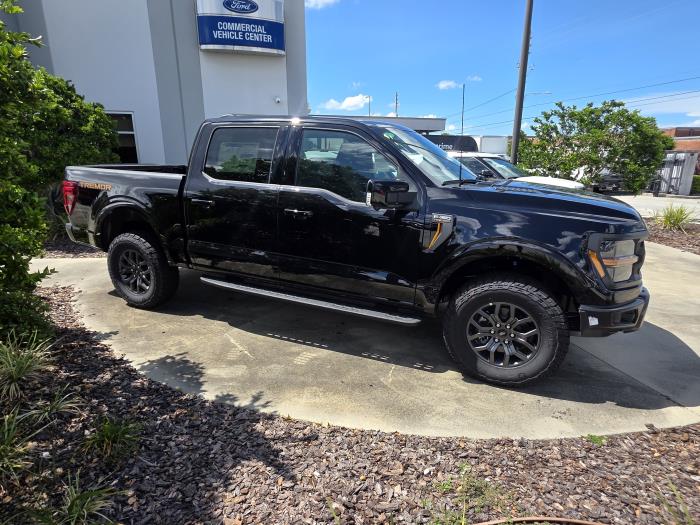 2025 Ford F-150-4