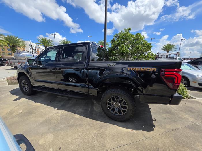2025 Ford F-150-8