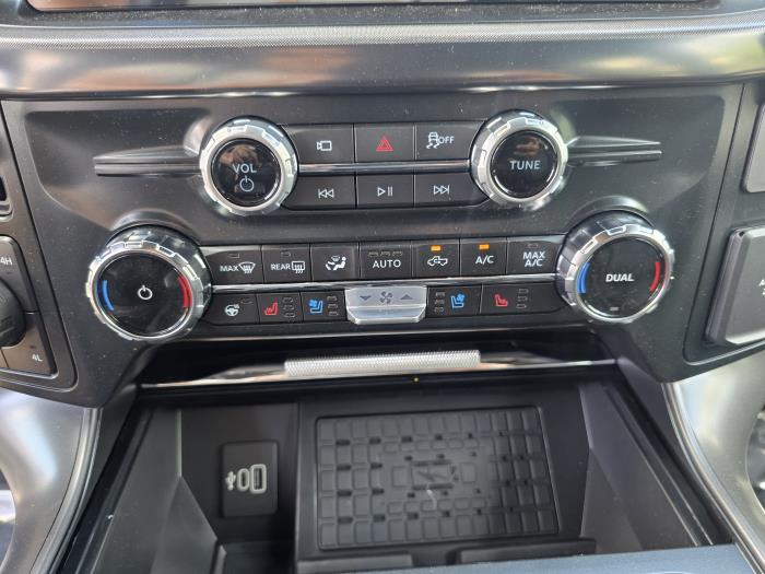 2025 Ford F-150-19