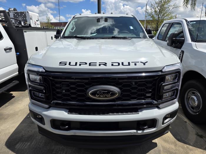 2025 Ford F-250-2