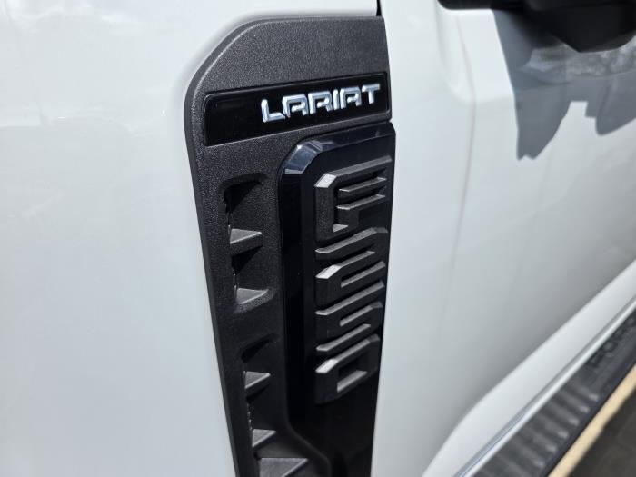 2025 Ford F-250-8