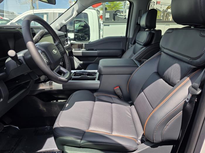 2025 Ford F-250-11